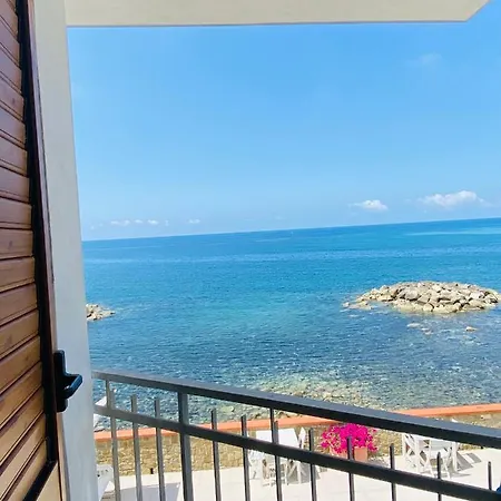 La Terrazza Nel Mare Villa Acciaroli Exterior photo